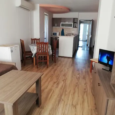 Mariana Apartment *